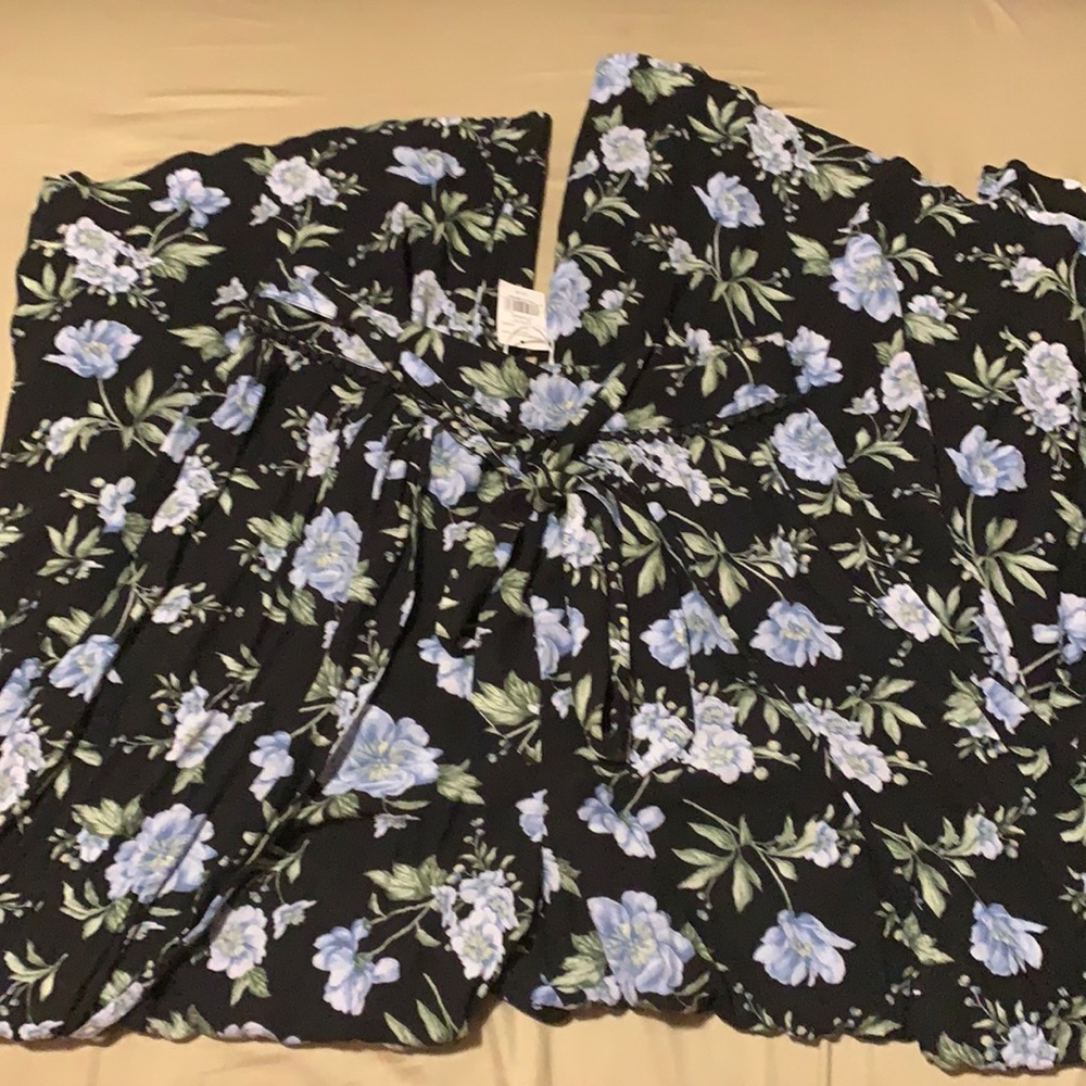 Floral wide leg pants